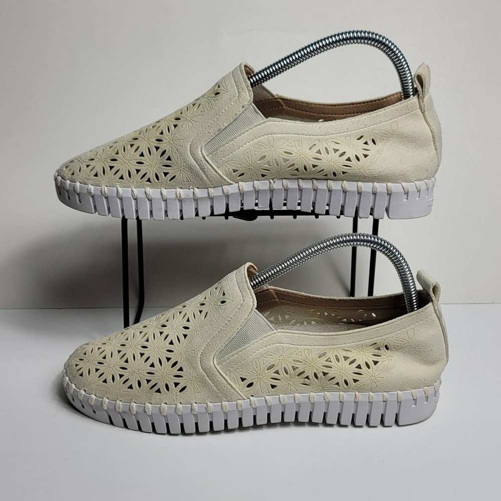 ILSE JACOBSEN Tulip Slip-On Flat Shoes Womens 39 Laser Cut Comfort Sneaker 3471